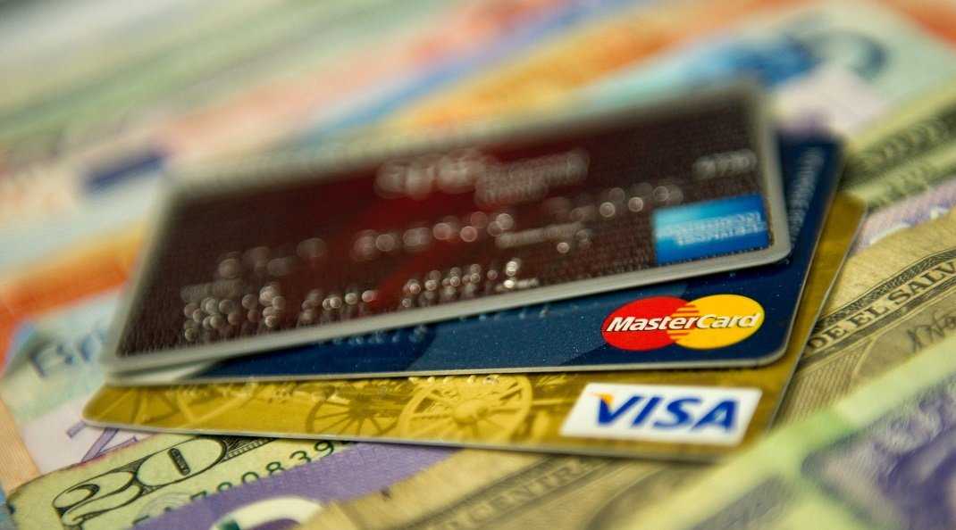 10 razões pelas quais a dívida no cartão de crédito é boa e ruim
