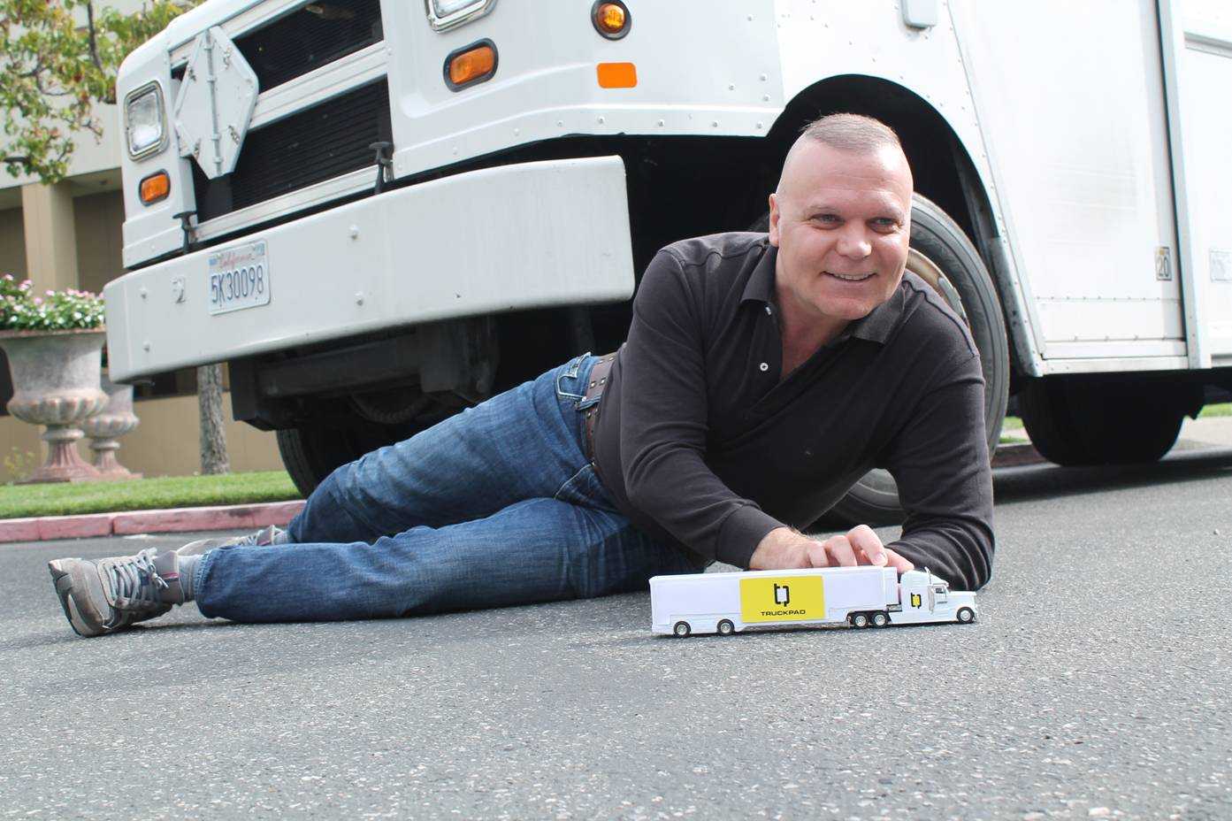 50 idéias criativas de marketing de serviços de transporte por caminhão Estratégias