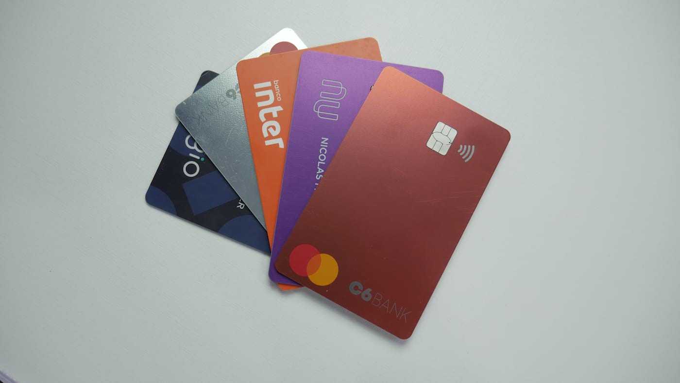 Cartão de crédito garantido contra empréstimos garantidos: Qual é o melhor