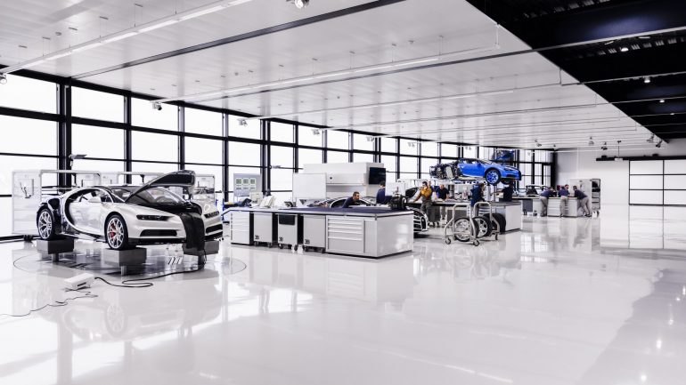 Linha de produção Bugatti: Processo de fabricação de supercarros – fábrica de montagem na França